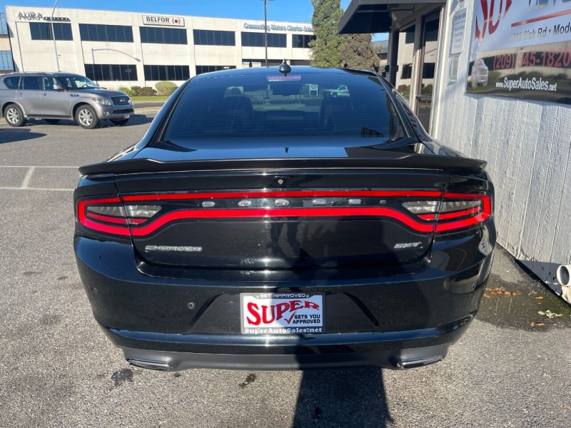 Dodge Charger 2016 price $17,995