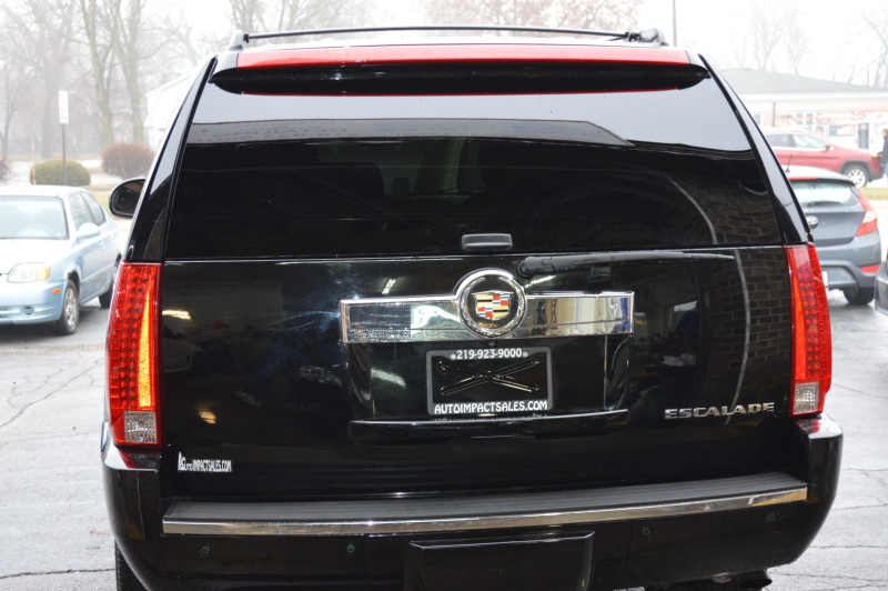 Cadillac Escalade 2013 price $19,000