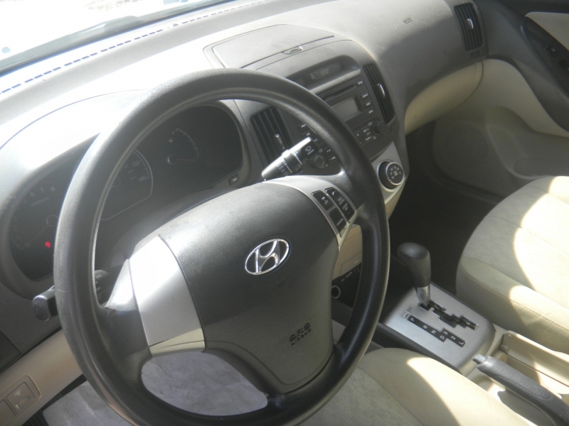 Hyundai Elantra 2010 price $5,992