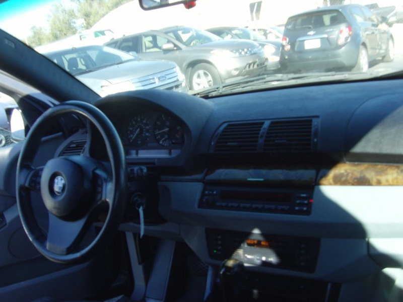 BMW X5 2004 price $4,300