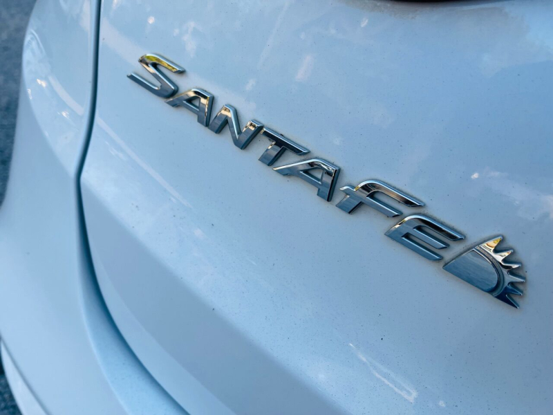 Hyundai Santa Fe Sport 2017 price $13,999