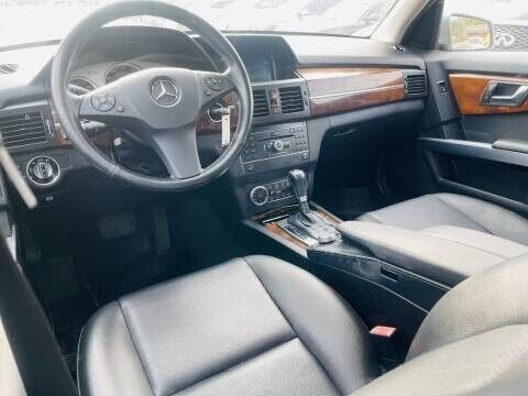 Mercedes-Benz GLK 2012 price $8,499