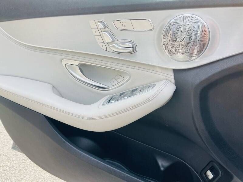 Mercedes-Benz C-Class 2015 price $15,499