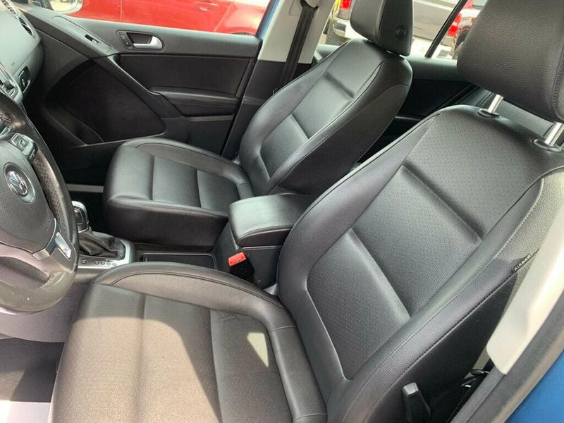 Volkswagen Tiguan 2017 price $12,995