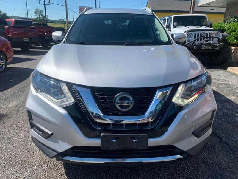 Nissan Rogue 2018 price $15,995
