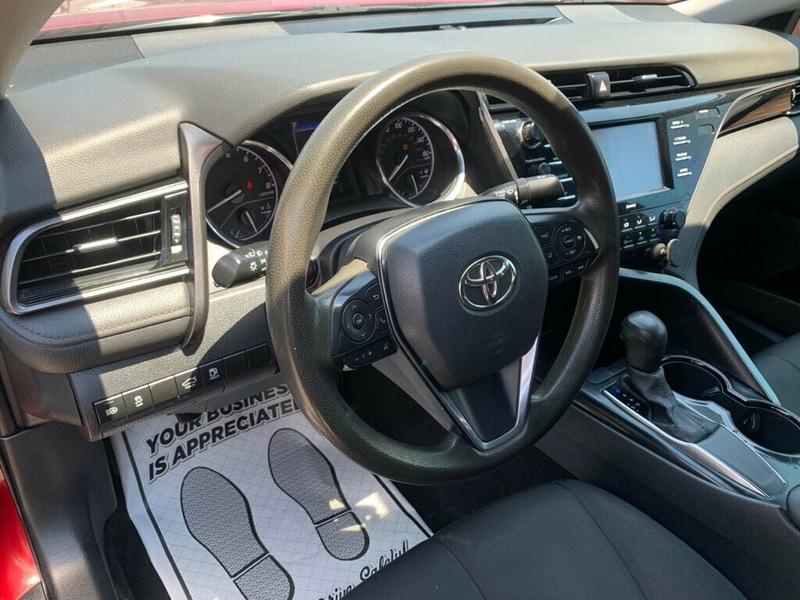 Toyota Camry 2020 price $21,995