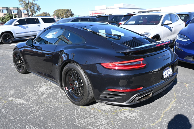 Porsche 911 2017 price $134,880