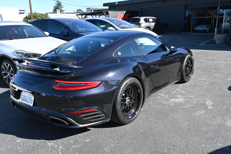 Porsche 911 2017 price $135,880