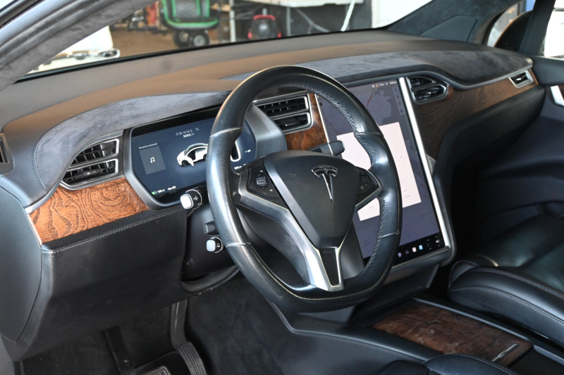 Tesla Model X 2017 price $39,990