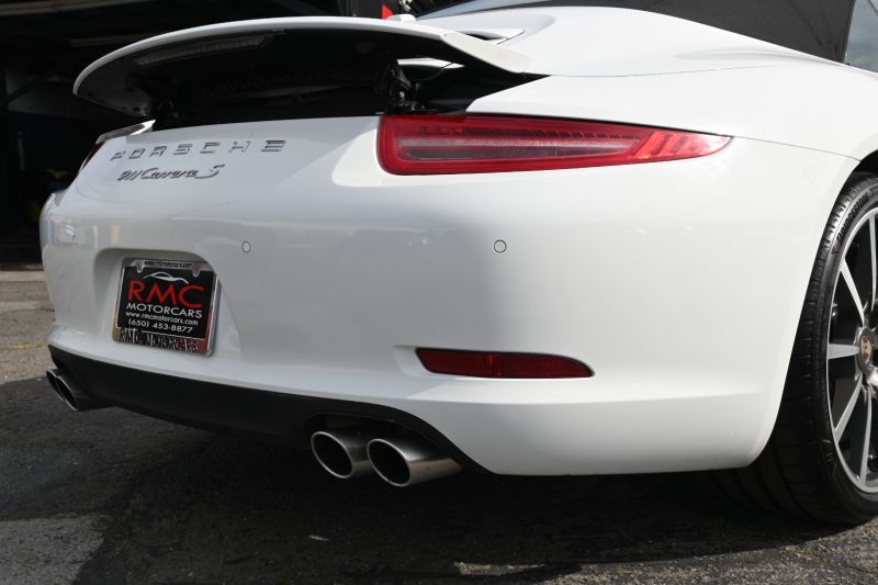 Porsche 911 2013 price $67,880