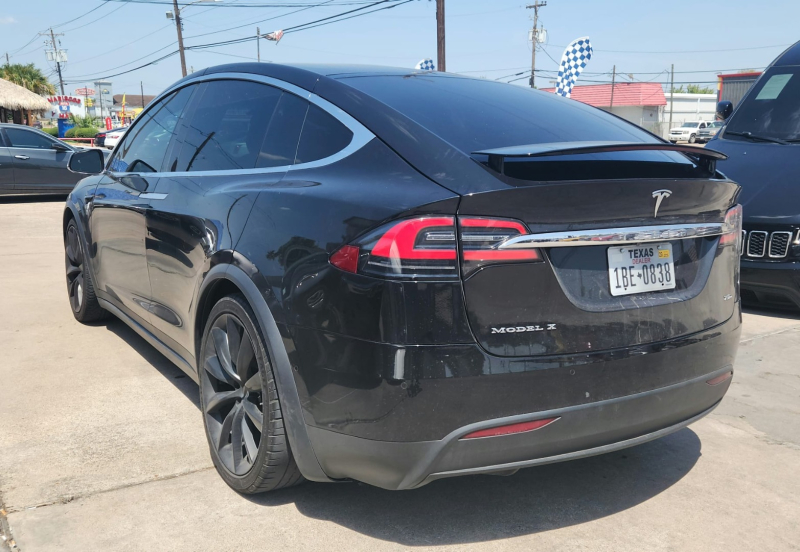 Tesla Model X 2018 price $46,995