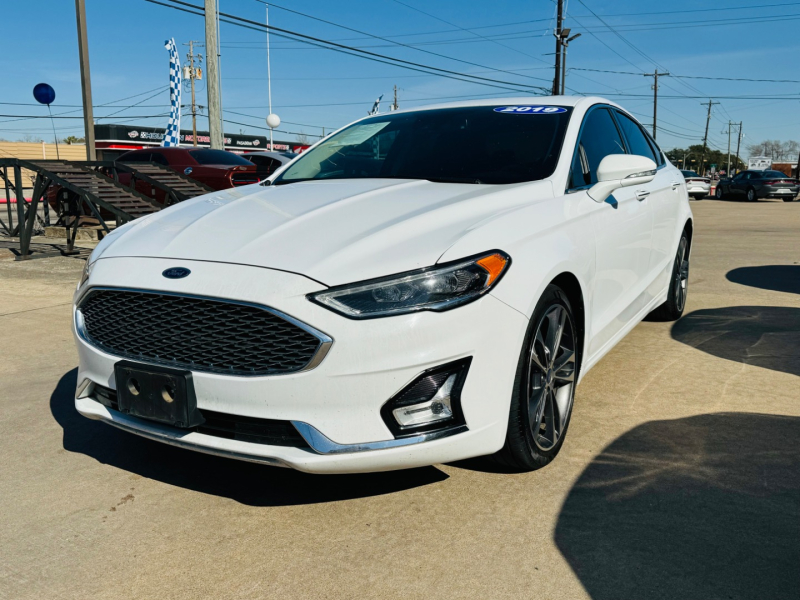 Ford Fusion 2019 price $3,500
