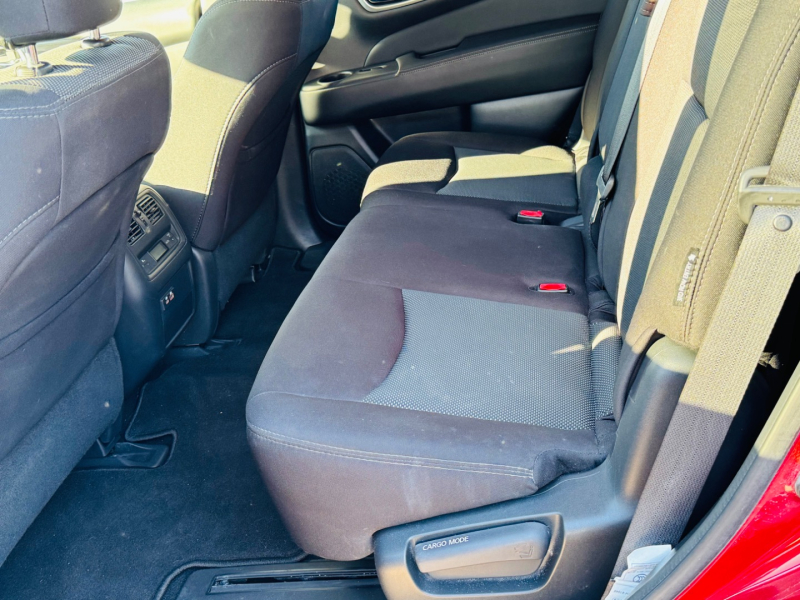 Nissan Pathfinder 2019 price $3,995