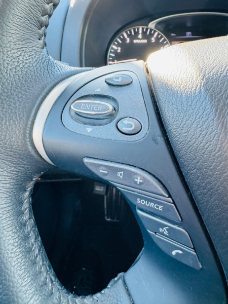 Nissan Pathfinder 2019 price $3,995