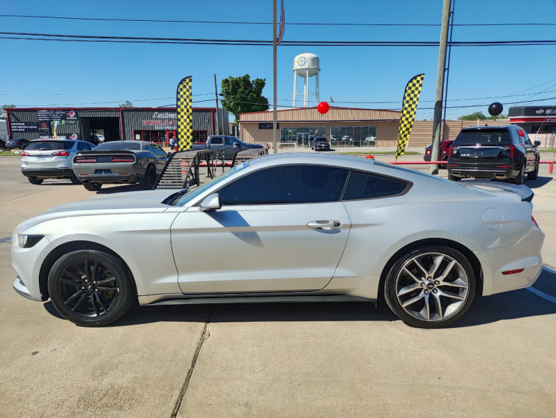 Ford Mustang 2016 price $28,995