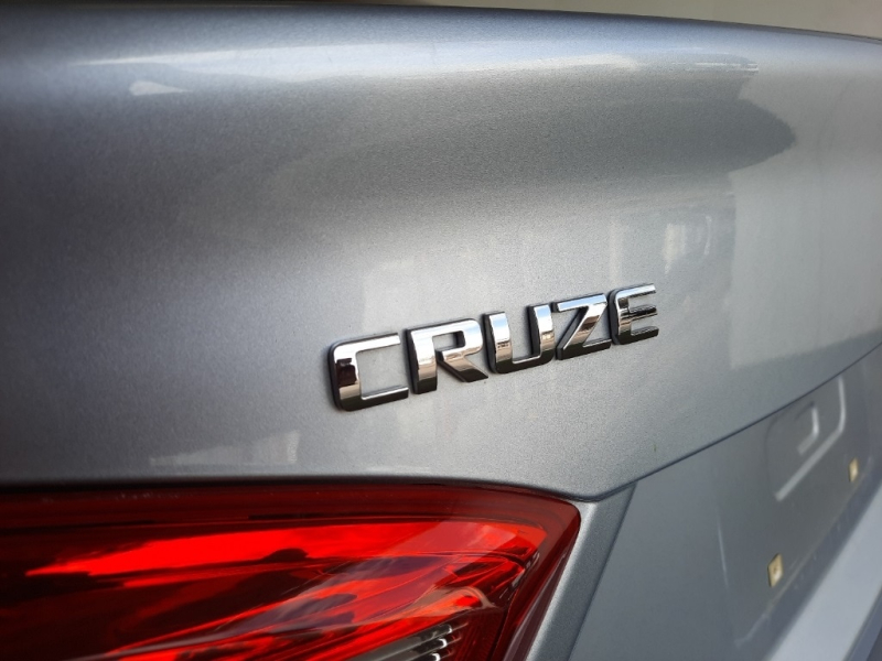 Chevrolet Cruze 2017 price $9,877