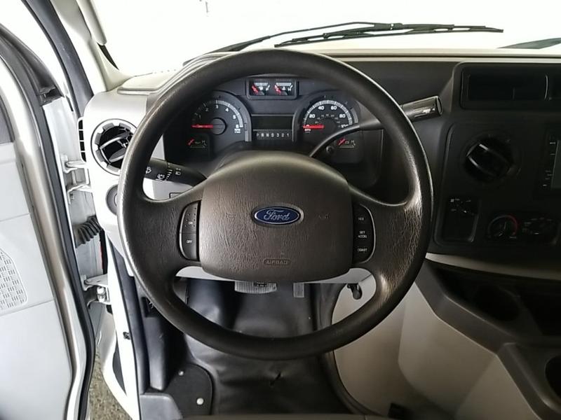 Ford E-450 Cutaway 2015 price $21,877
