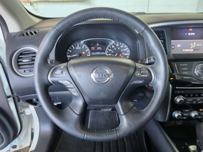 Nissan Pathfinder 2020 price $20,277