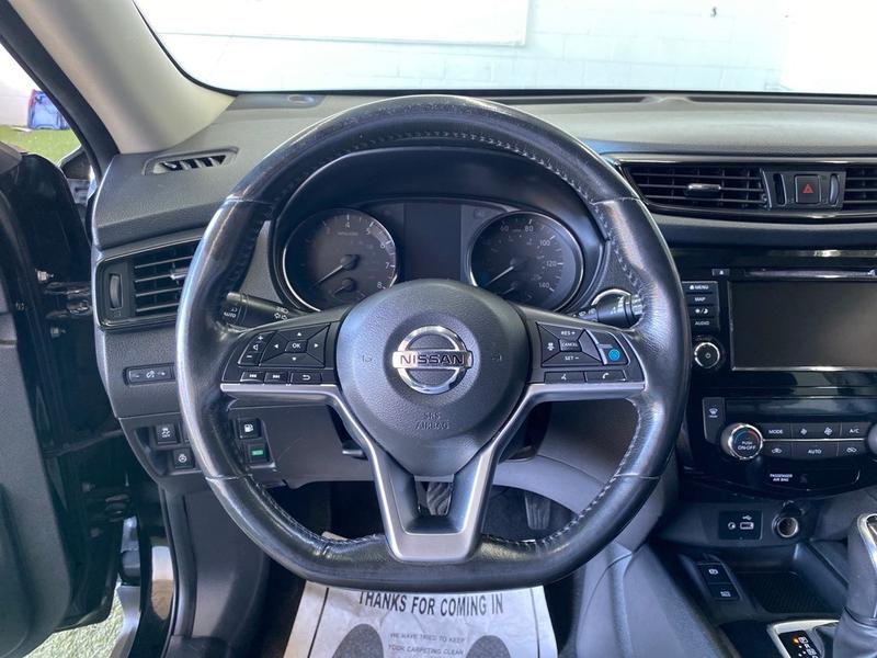 Nissan Rogue 2019 price $16,877
