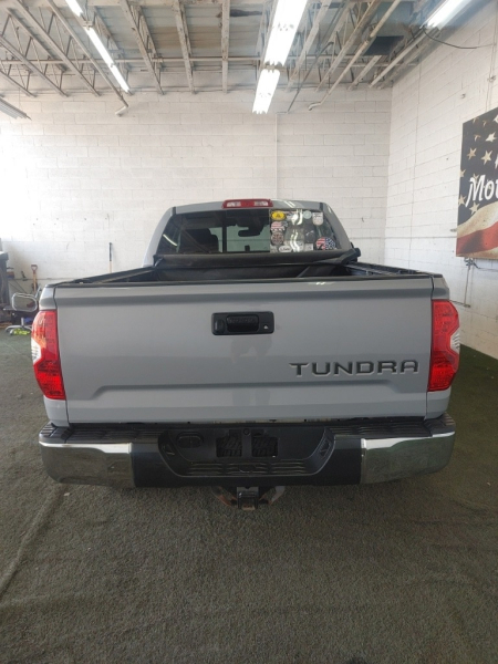 Toyota Tundra 2018 price $31,977