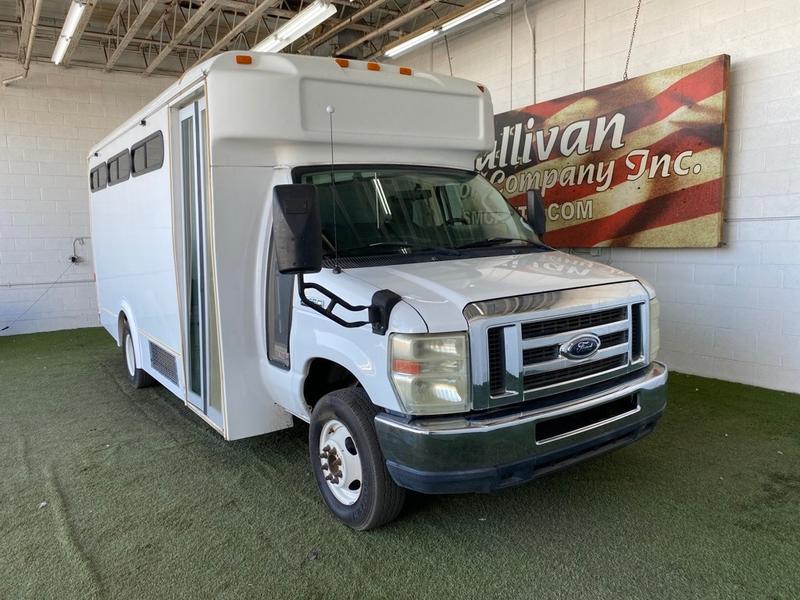 Ford E-450 Cutaway 2012 price $22,677