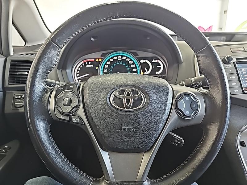 Toyota Venza 2015 price $15,877