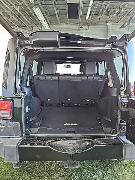 Jeep Wrangler Unlimited 2015 price $25,377