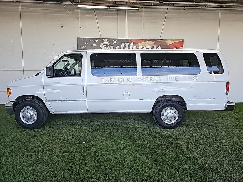 Ford E-350 Super Duty 2006 price Call for Pricing.