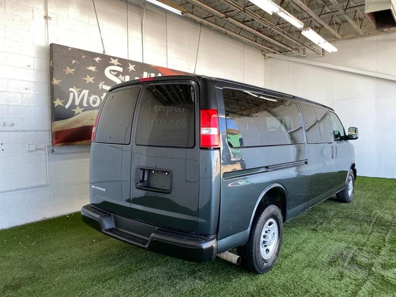 Chevrolet Express 3500 2017 price $24,377