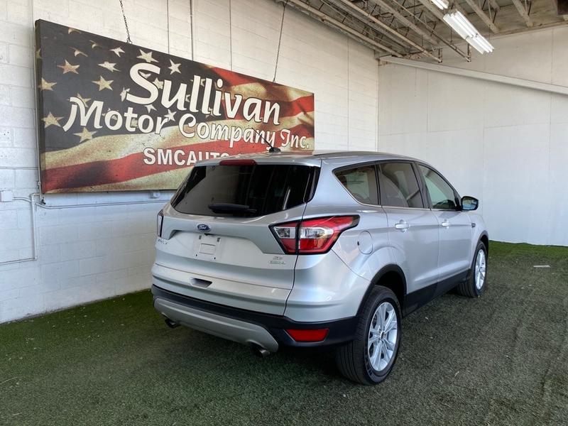 Ford Escape 2017 price $12,877