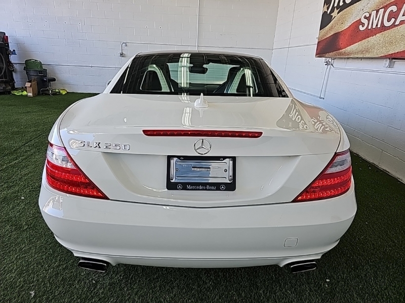Mercedes-Benz SLK 2014 price $24,228