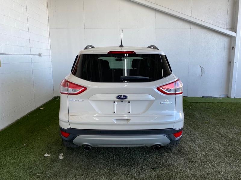 Ford Escape 2015 price $10,277