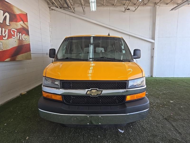 Chevrolet Express 3500 2016 price $27,377