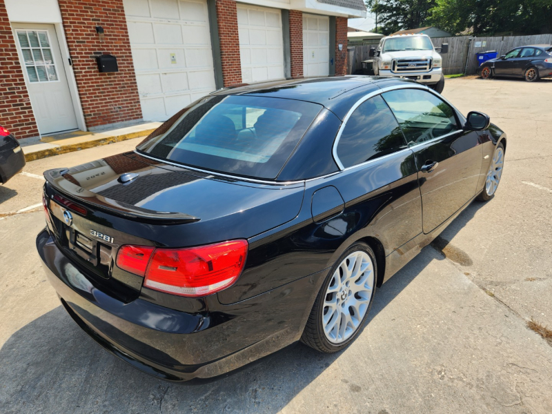 BMW 3-Series 2010 price $10,950