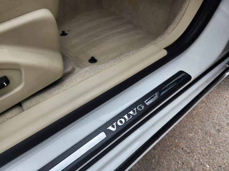 Volvo S60 2015 price $12,950