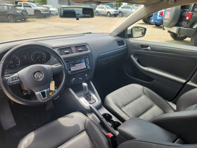 Volkswagen Jetta Sedan 2012 price $7,100