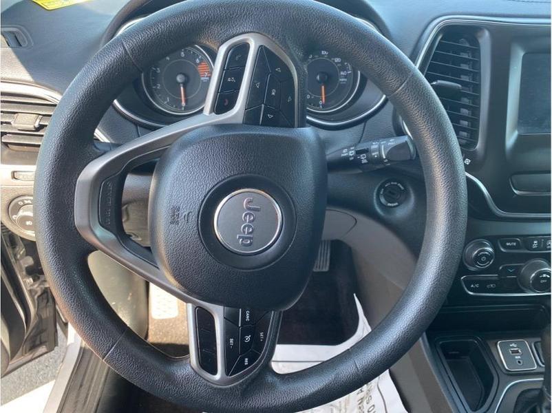 Jeep Cherokee 2019 price ca;;