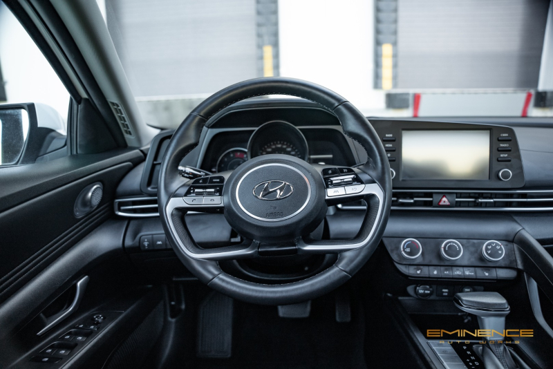 Hyundai Elantra 2022 price $26,999