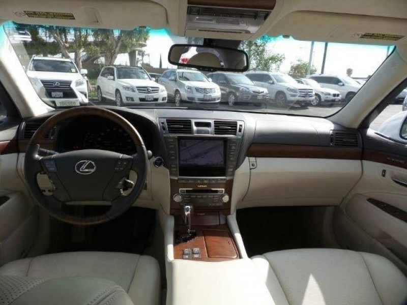 Lexus LS 600h L 2011 price $9,999,999