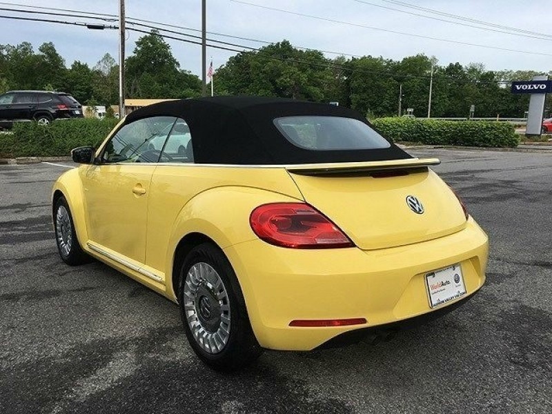 Volkswagen Beetle Convertible 2014 price $99,999,999