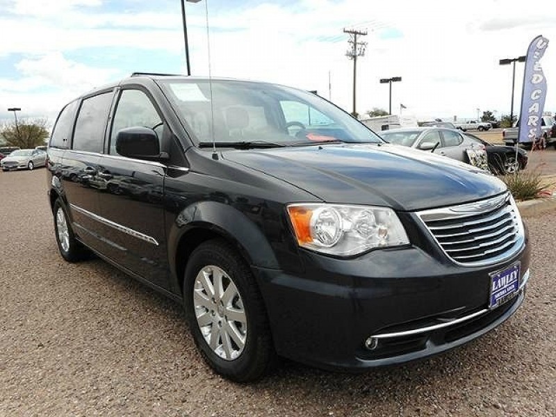 Chrysler Town & Country 2014 price $144,999
