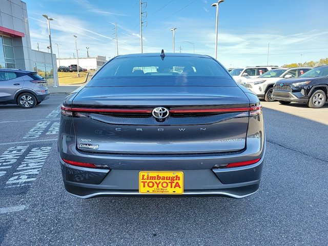 Toyota Crown 2023 price $48,115