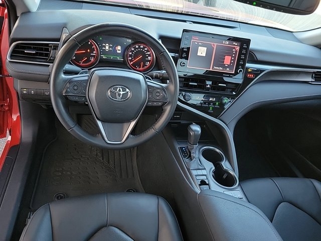Toyota Camry 2023 price $33,738