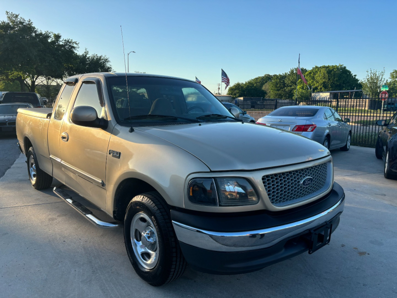Ford F-150 1999 price $4,995