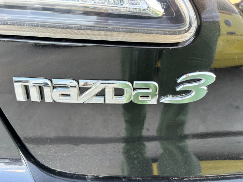 Mazda Mazda3 2013 price $5,995