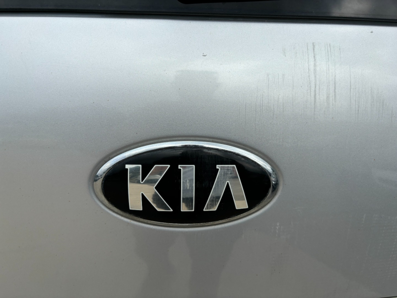 Kia Sedona 2015 price $5,495