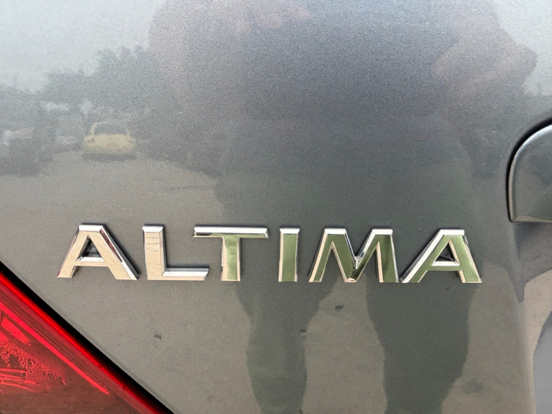 Nissan Altima 2012 price $5,995