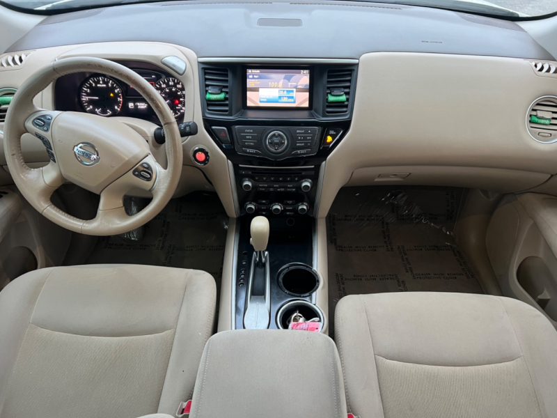Nissan Pathfinder 2014 price $1,800 Down