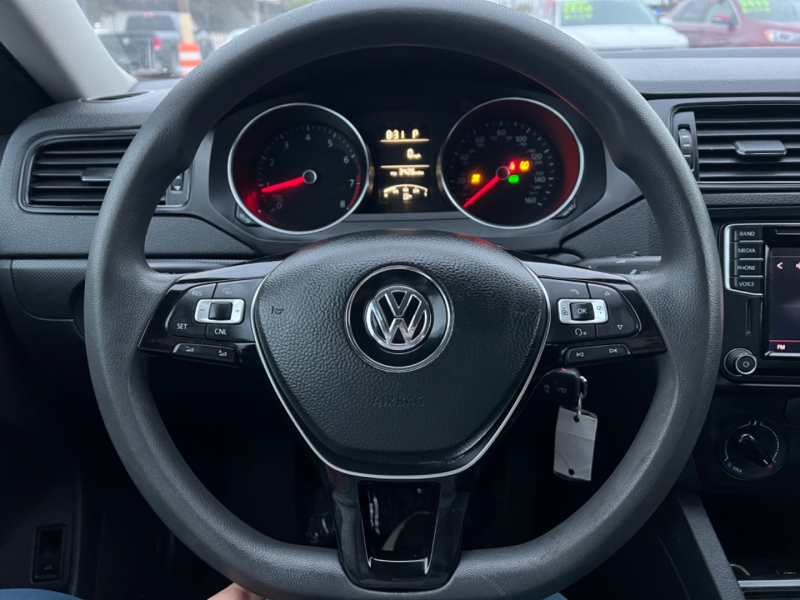 Volkswagen Jetta Sedan 2016 price $1,900 Down