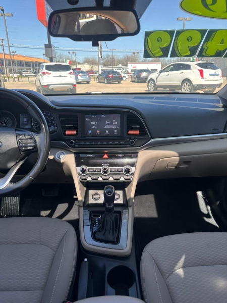 Hyundai Elantra 2019 price $2,000 Down